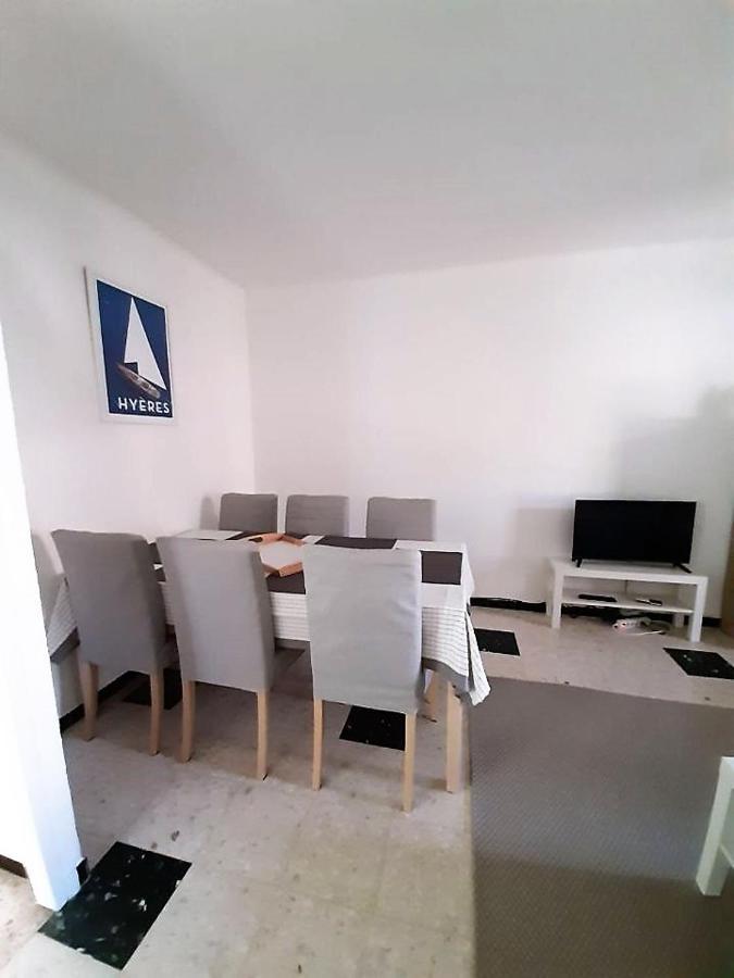 Beaux Appartements 3 Pieces Avec Espaces Exterieurs Et Parking - Proche Plage Hyères Kültér fotó
