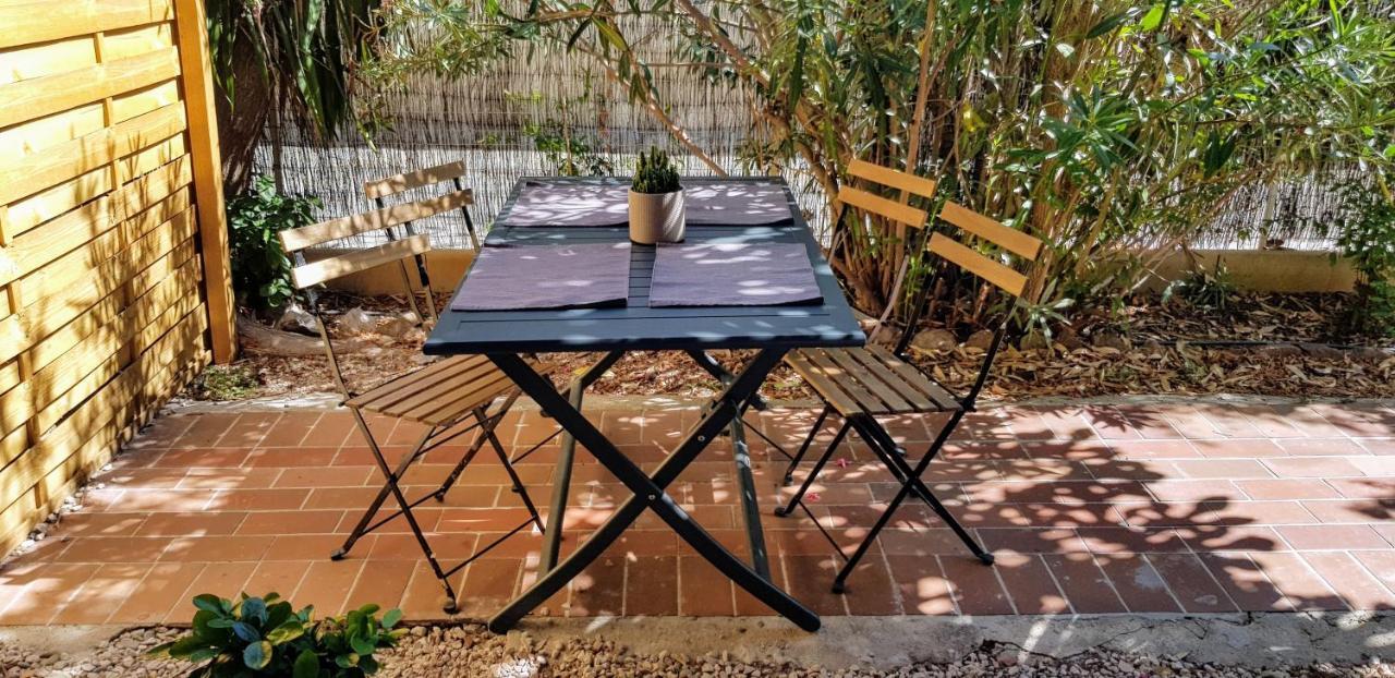 Beaux Appartements 3 Pieces Avec Espaces Exterieurs Et Parking - Proche Plage Hyères Kültér fotó