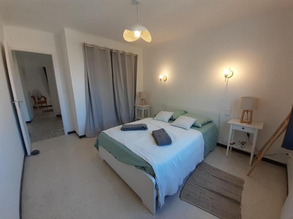 Beaux Appartements 3 Pieces Avec Espaces Exterieurs Et Parking - Proche Plage Hyères Kültér fotó