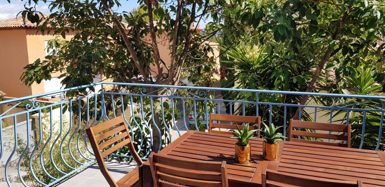 Beaux Appartements 3 Pieces Avec Espaces Exterieurs Et Parking - Proche Plage Hyères Kültér fotó